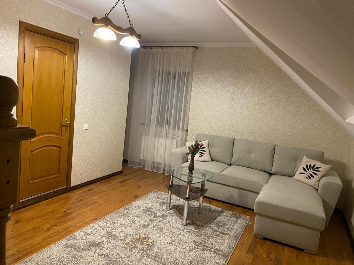ホテル Chalet Trostian スラブスク エクステリア 写真